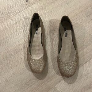Glitter Round-Toe Ballet Flats - Gold